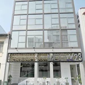 Moon 23 新加坡